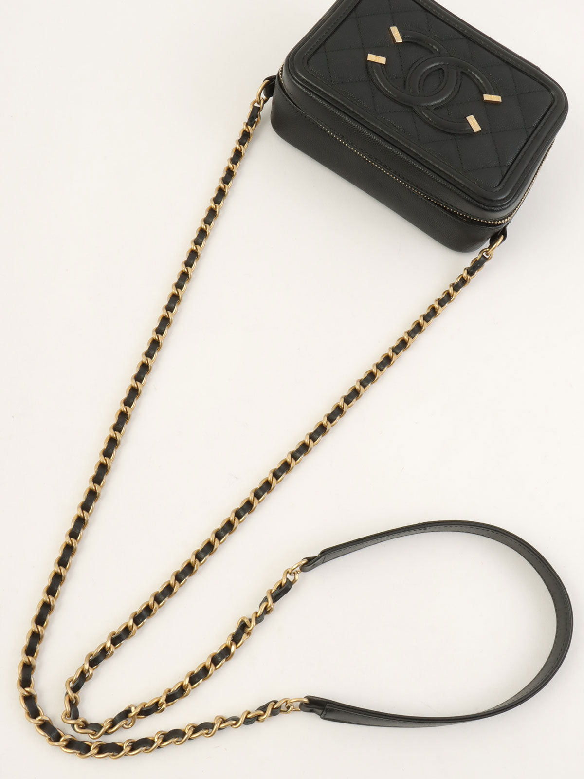 2017 Caviar Skin CC Mark Chain Shoulder Bag Black
