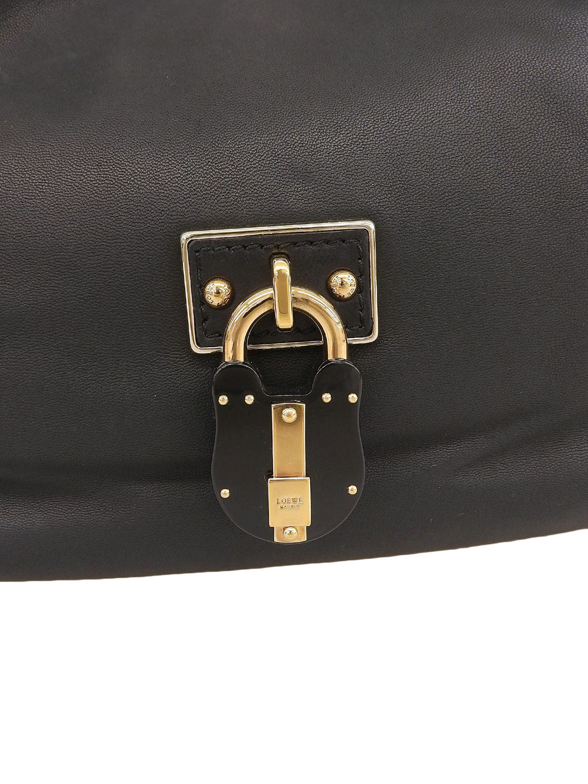 ナッパレザーハンドバッグ ブラック