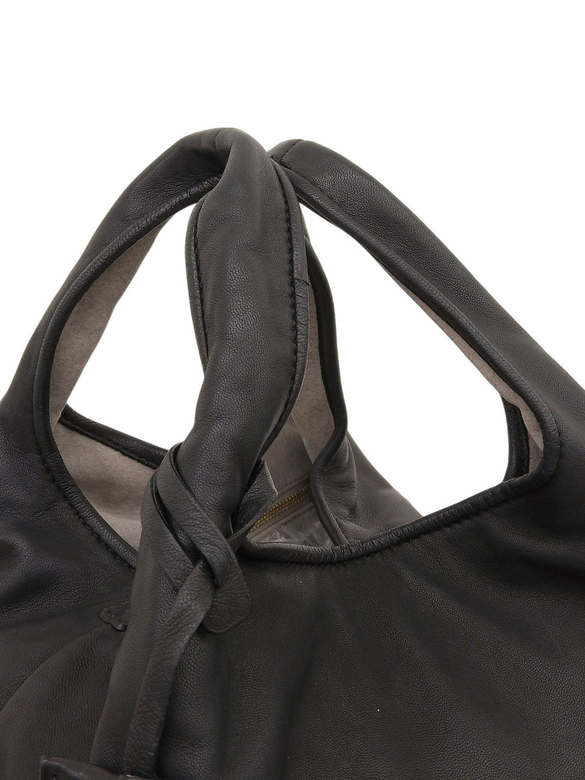 ナッパレザーハンドバッグ ブラック