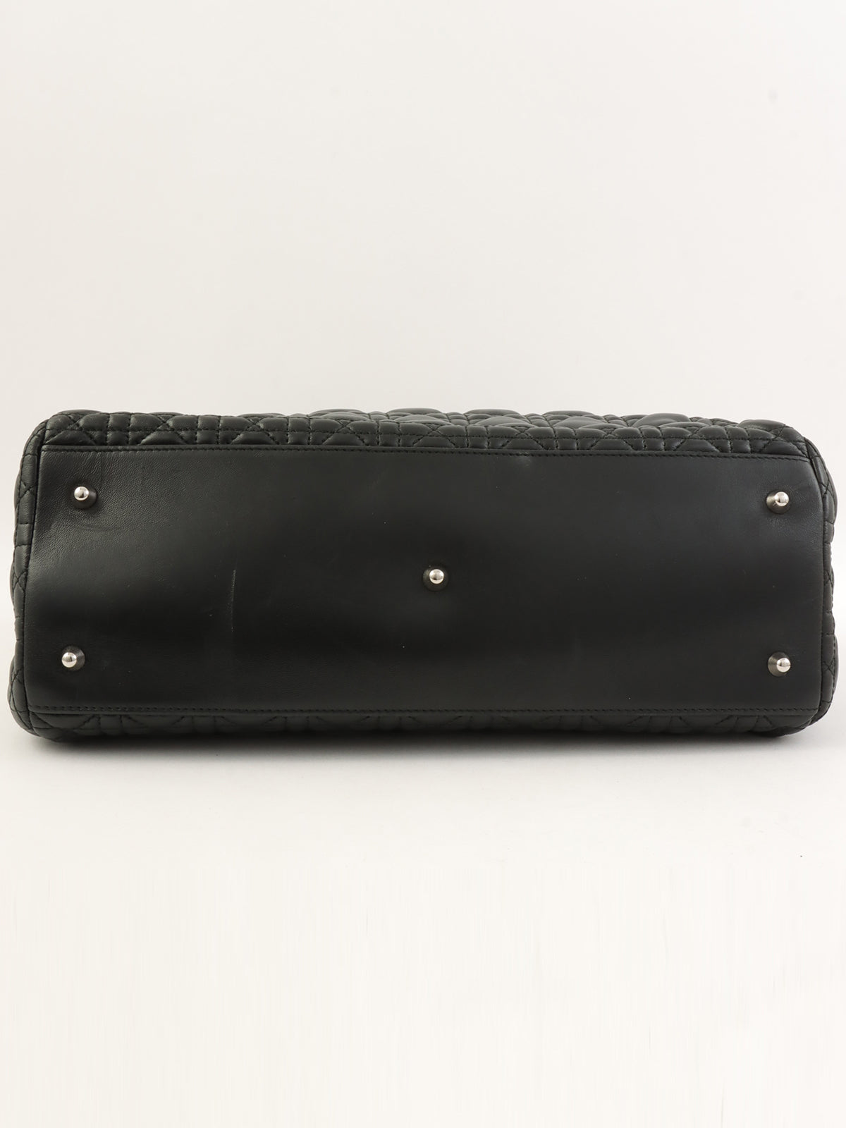 Cannage Stitch Chain Tote Bag in Black