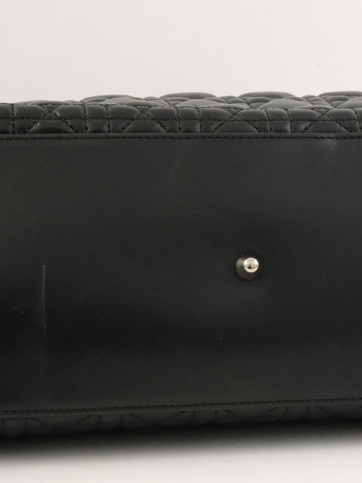 Cannage Stitch Chain Tote Bag in Black