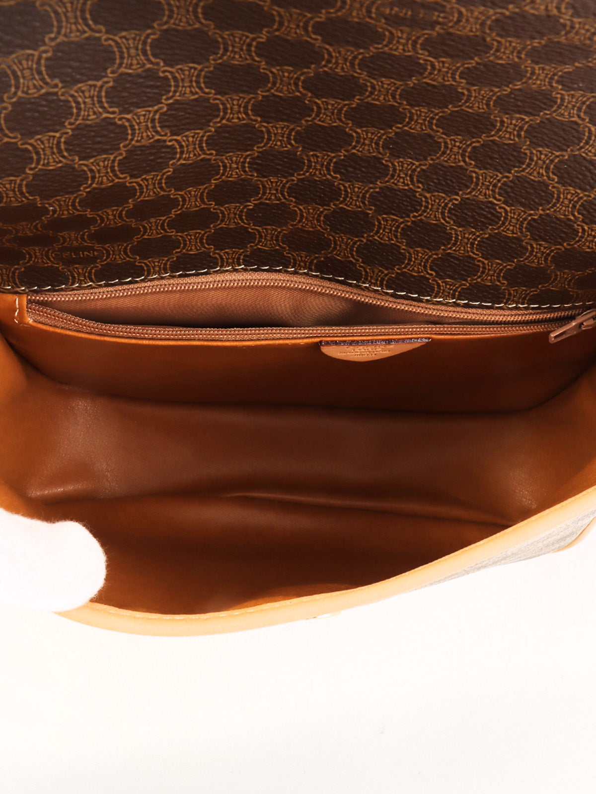 マカダムパターンロゴプレートショルダーバッグ ブラウン