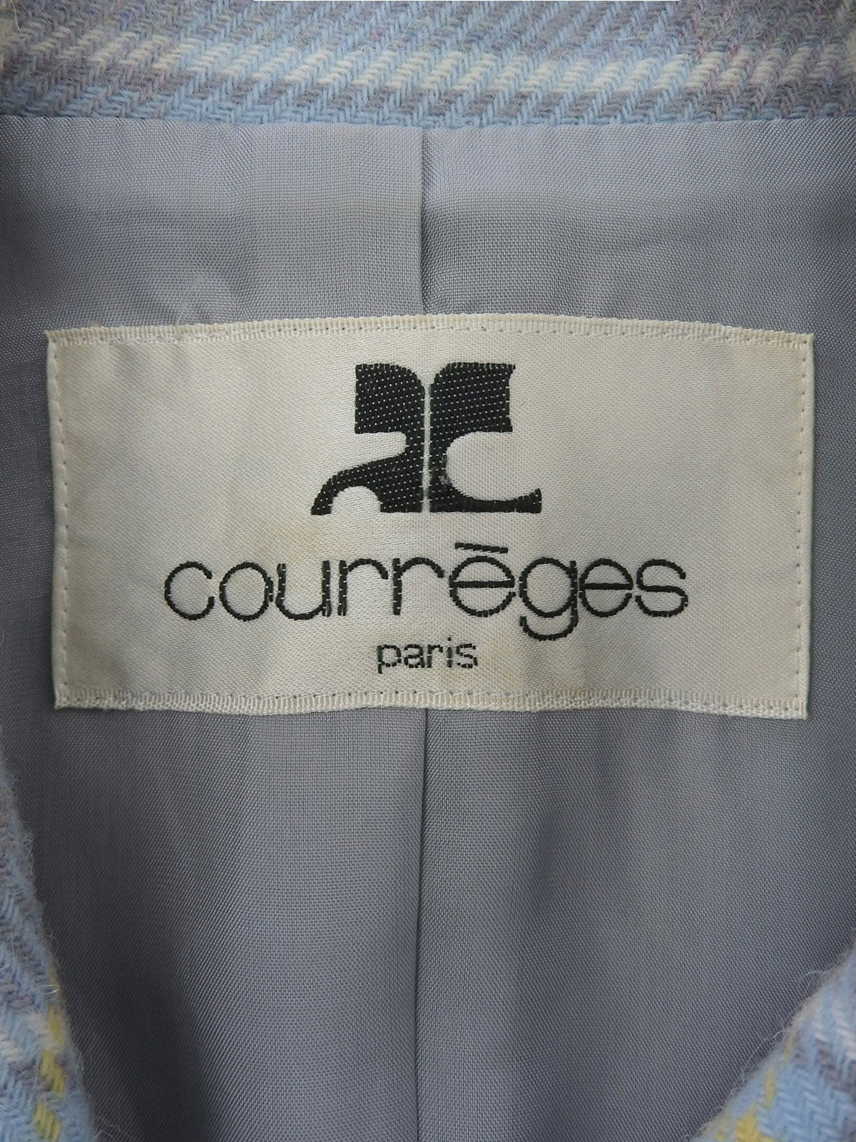 浅蓝色扇贝形格纹领夹克