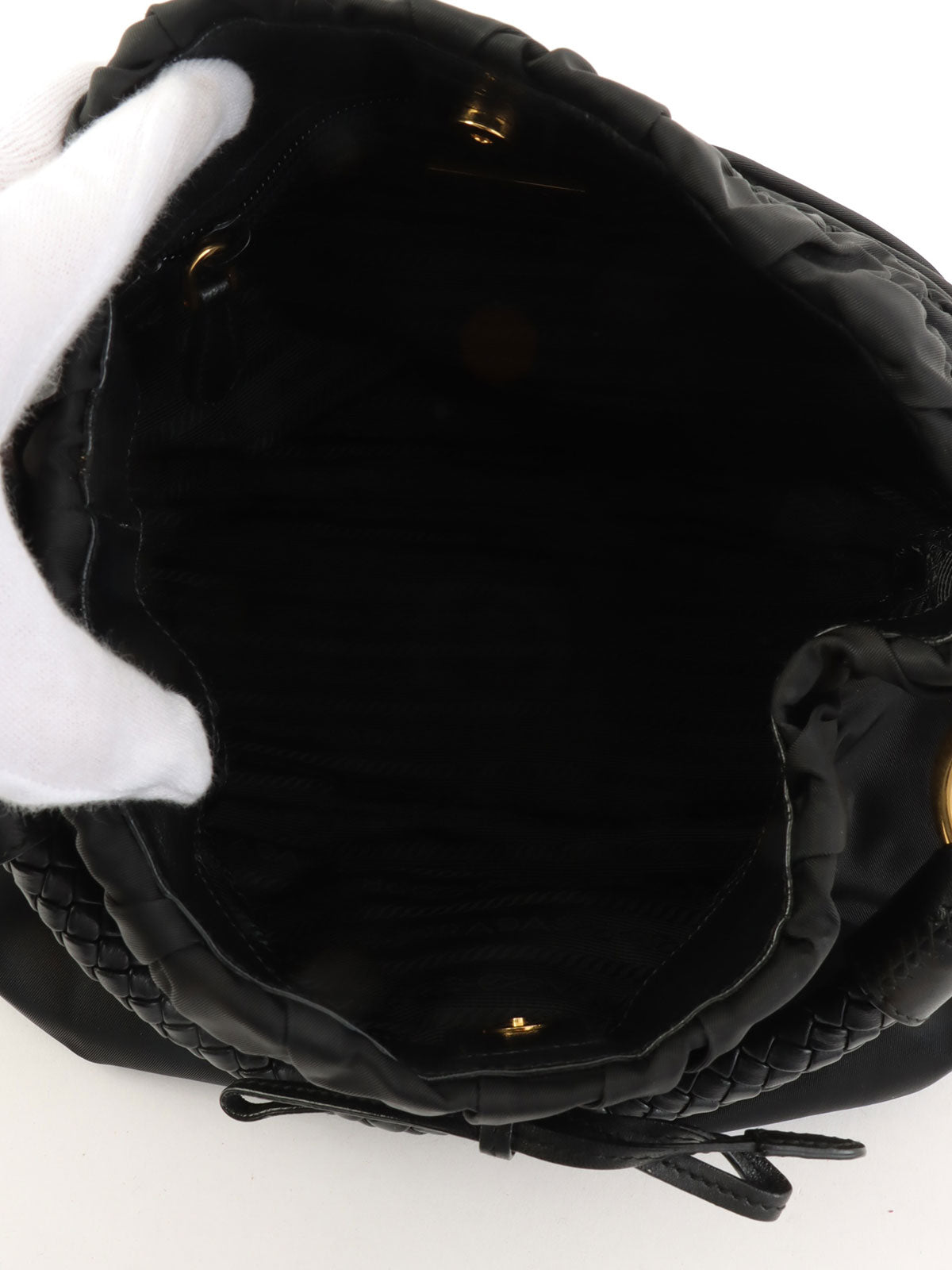 黑色尼龙Logo铭牌缎带手提包