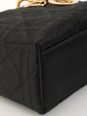 サテンレディディオールカナージュステッチハンドバッグミニ ブラック