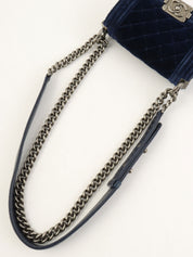 2013年頃製 ベルベットボーイシャネルチェーンショルダーバッグミニ ネイビー