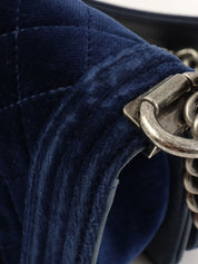 2013年頃製 ベルベットボーイシャネルチェーンショルダーバッグミニ ネイビー