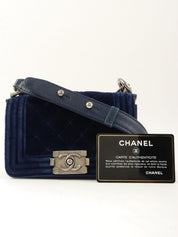 2013年頃製 ベルベットボーイシャネルチェーンショルダーバッグミニ ネイビー