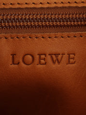 スエードアナグラムショルダーバッグ ブラウン