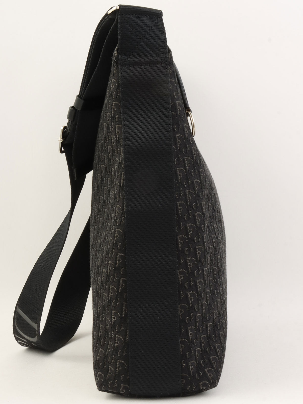 Trotter Pattern Shoulder Bag in Black