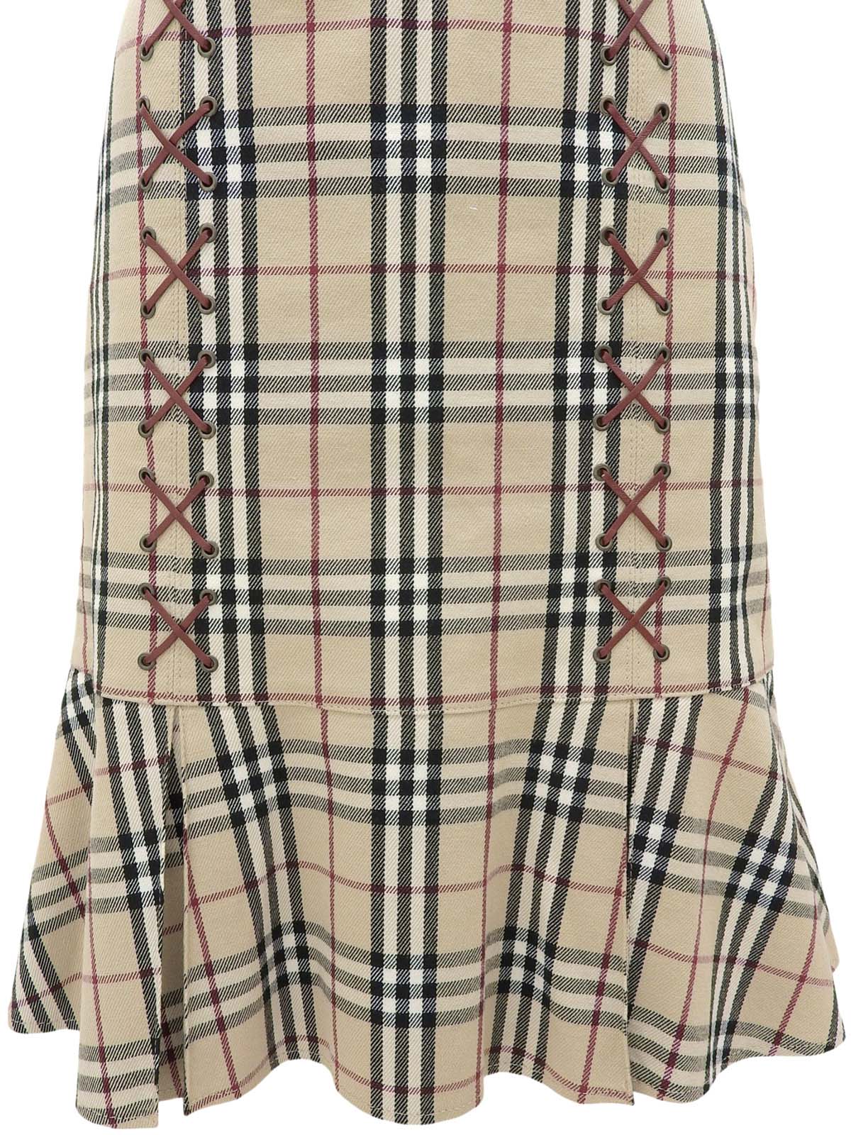 米色格纹喇叭裙