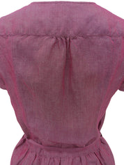 洋红色荷叶边短袖衬衫