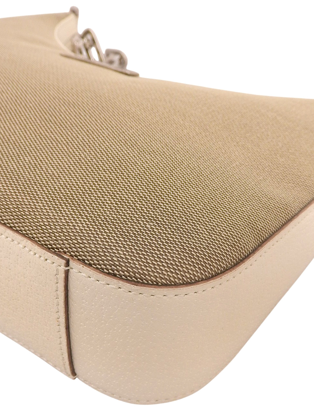 Logo Plate Chain Shoulder Bag Beige