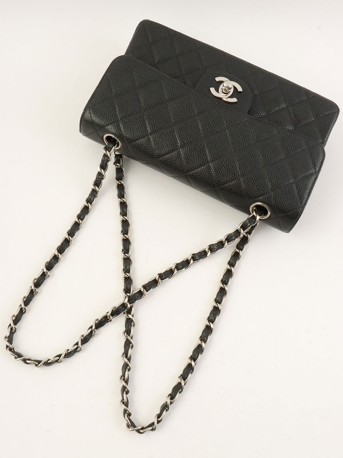 2000 Caviar Skin Classic Flap Chain Bag 23cm Black