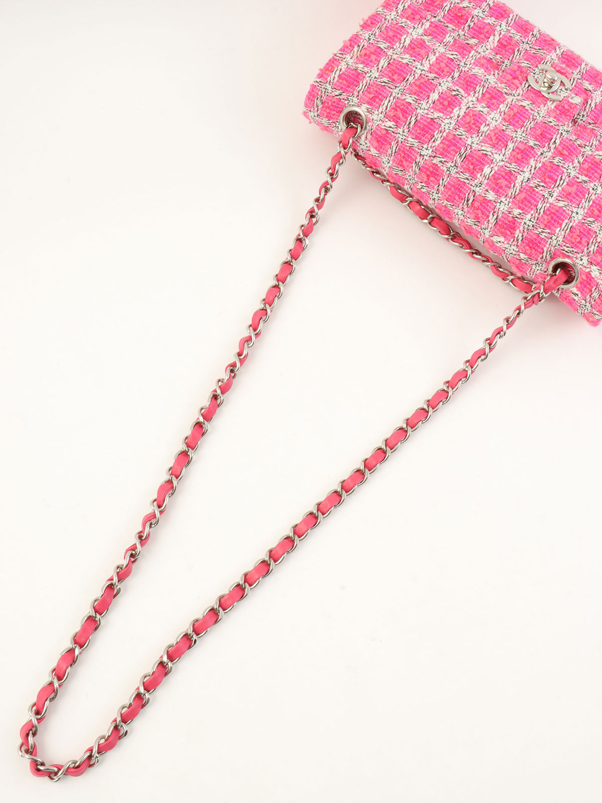 2014 Tweed Classic Flap Chain Bag 25 in Pink/White