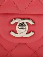 2019年製 クラシックフラップチェーンバッグ25cm ピンク