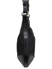 黑色尼龙logo铭牌单肩包