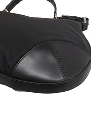 黑色尼龙logo铭牌单肩包