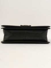 2020年頃製 スタッズラインストーンボーイシャネルチェーンショルダーバッグ ブラック