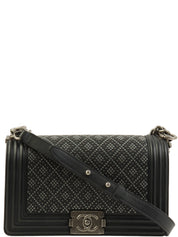 2020年頃製 スタッズラインストーンボーイシャネルチェーンショルダーバッグ ブラック