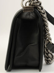 2020年頃製 スタッズラインストーンボーイシャネルチェーンショルダーバッグ ブラック