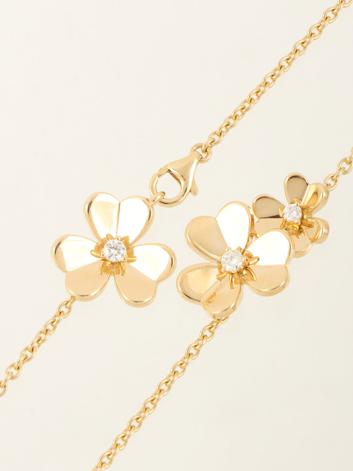 18K金钻石Frivole 9朵花项链