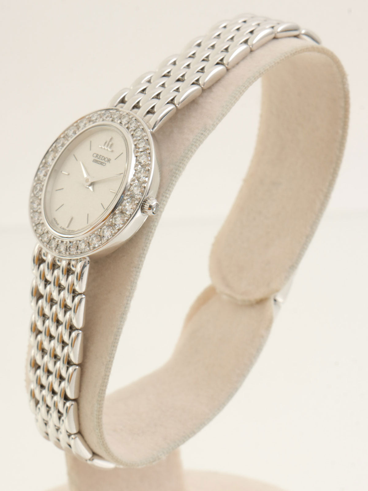 18K钻石椭圆形Credor银