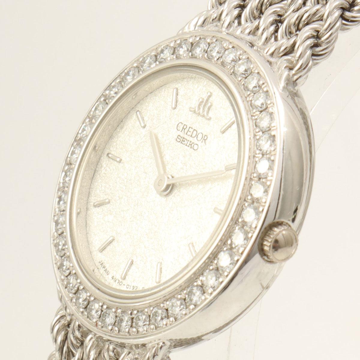 18Kダイヤモンドラウンドクレドール シルバー