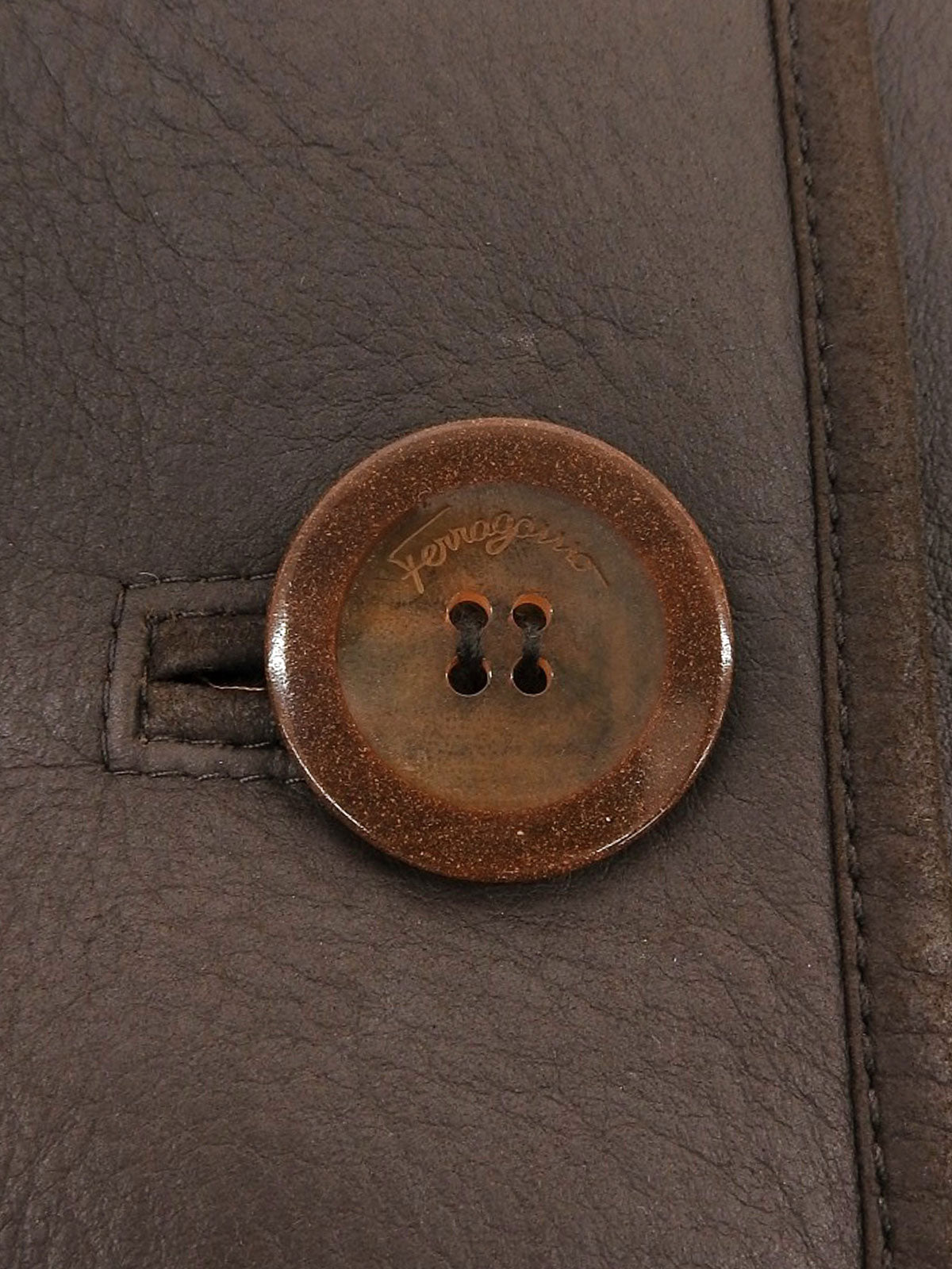 棕色羊毛皮Logo纽扣夹克