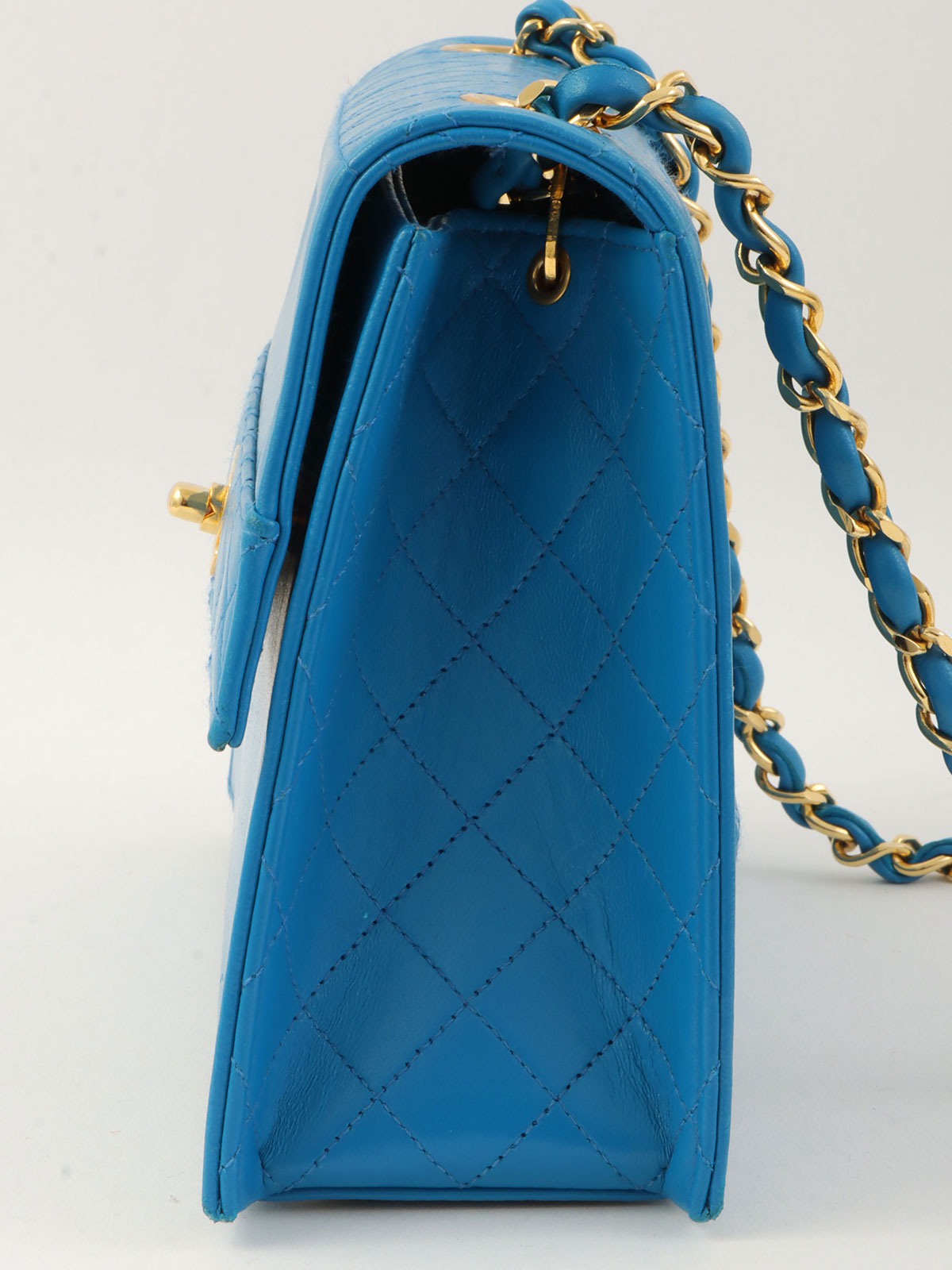 1990年頃製 ラムスキンCCターンロックチェーンバッグ ブルー