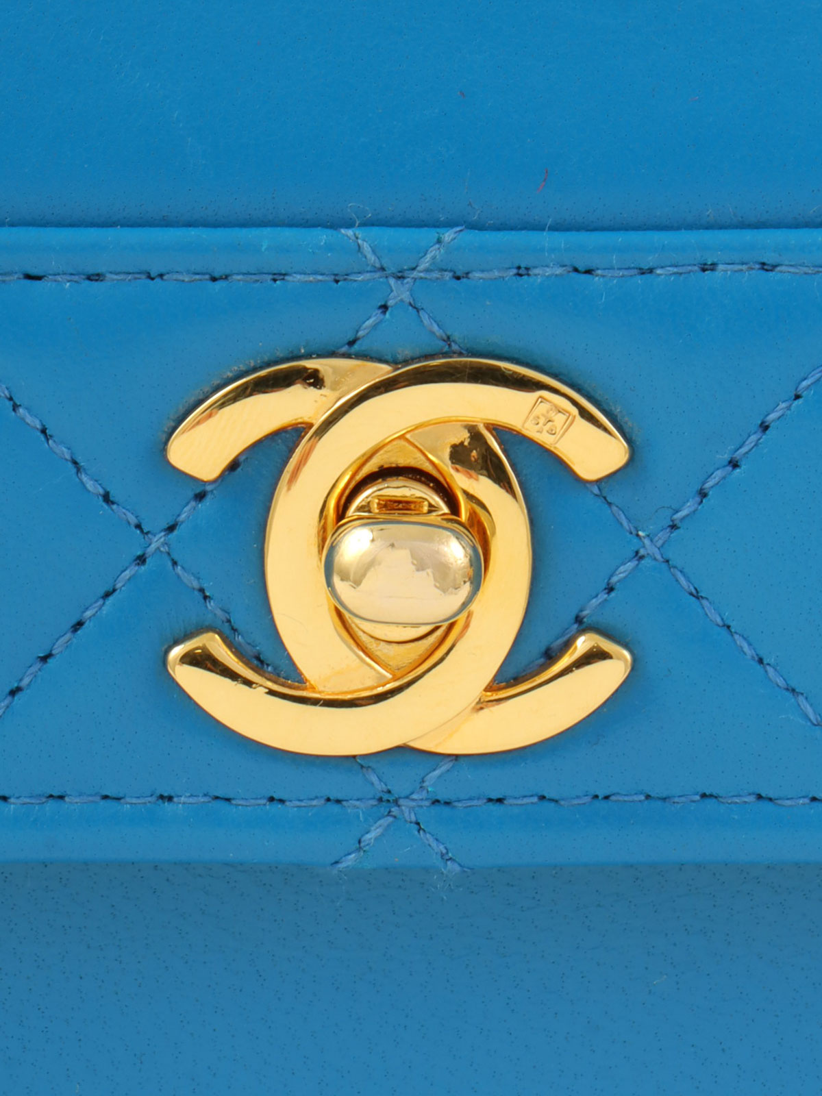 1990年頃製 ラムスキンCCターンロックチェーンバッグ ブルー