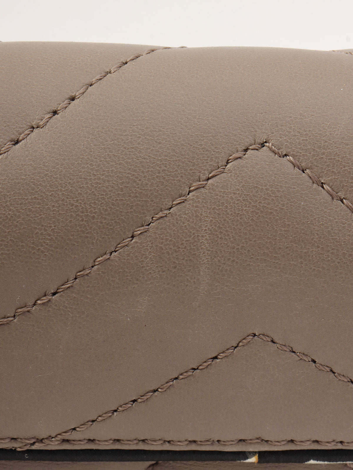 2004年頃製 シェブロンショルダーバッグ ブラウン