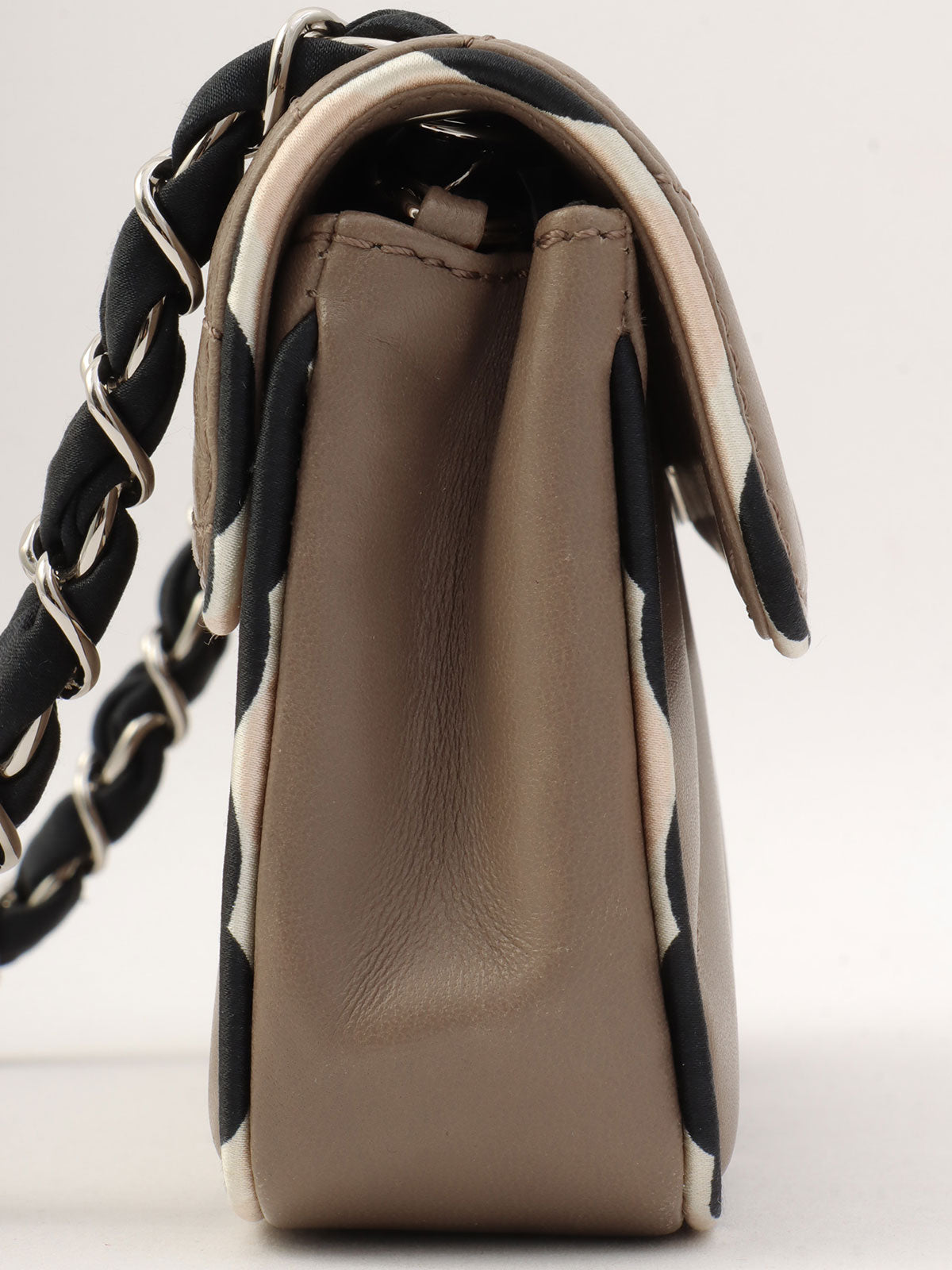 2004年頃製 シェブロンショルダーバッグ ブラウン