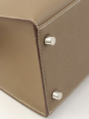 2019年製 ケリー28 エトゥープ