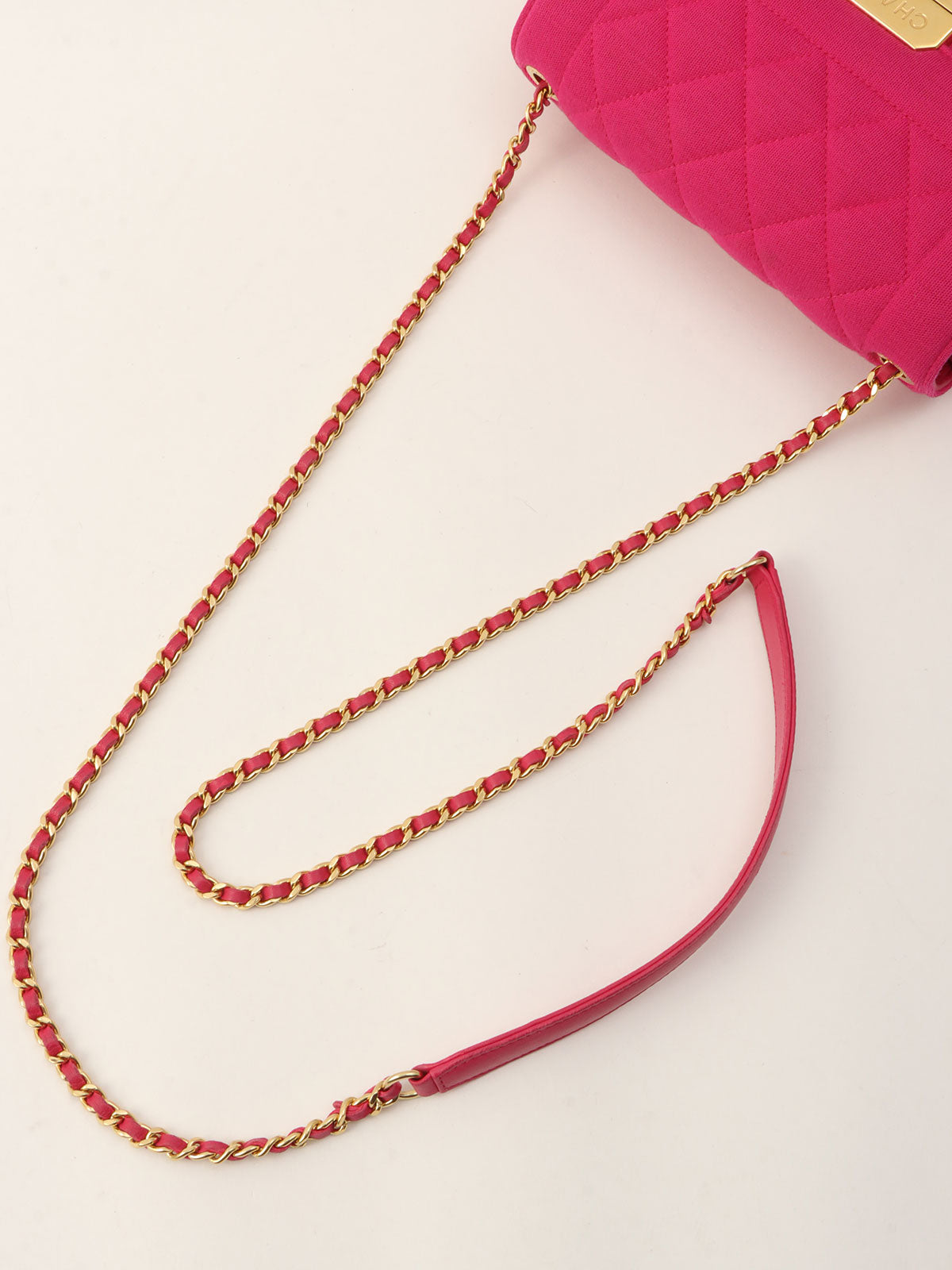 Around 2014 Made Matelassé Stitch Logo Plate Chain Shoulder Bag Pink