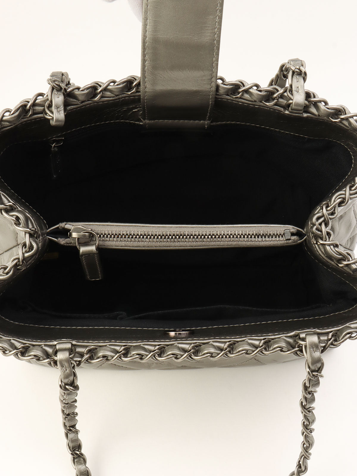 Made around 2012, Chain Me tote bag, silver