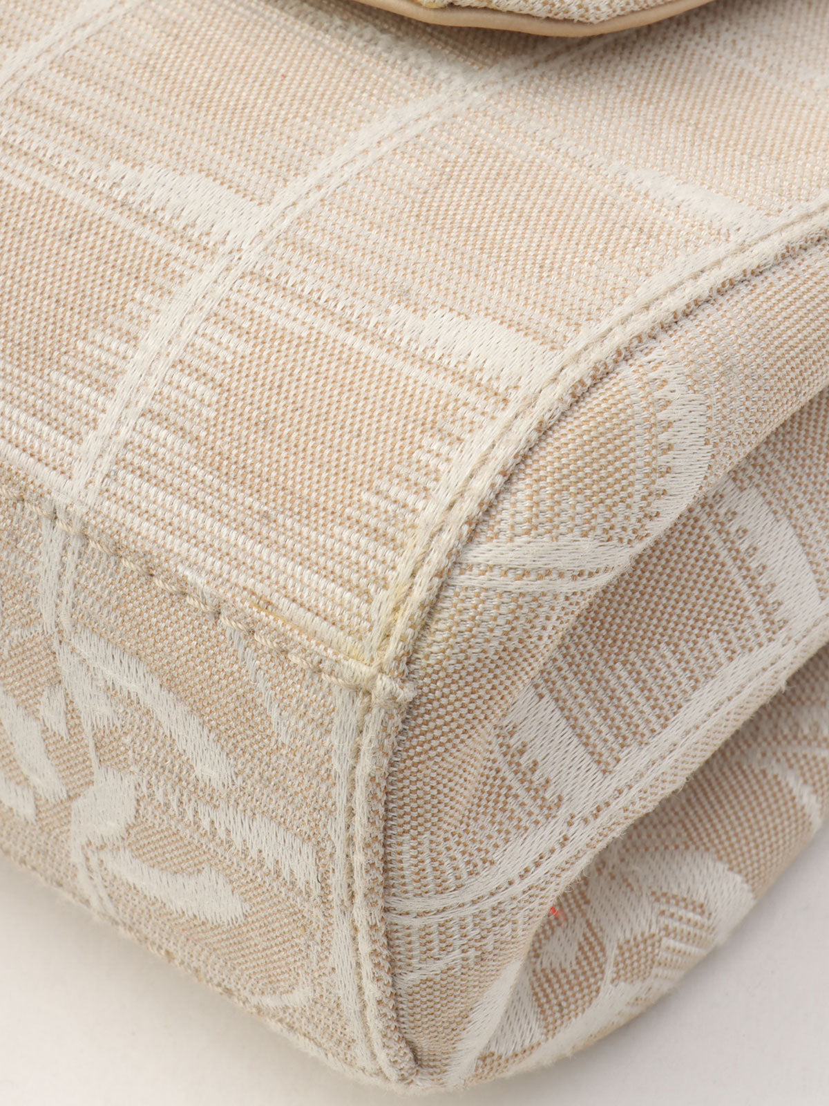 2001年頃製 ニュートラベルラインCCターンロックチェーンショルダーバッグ ベージュ