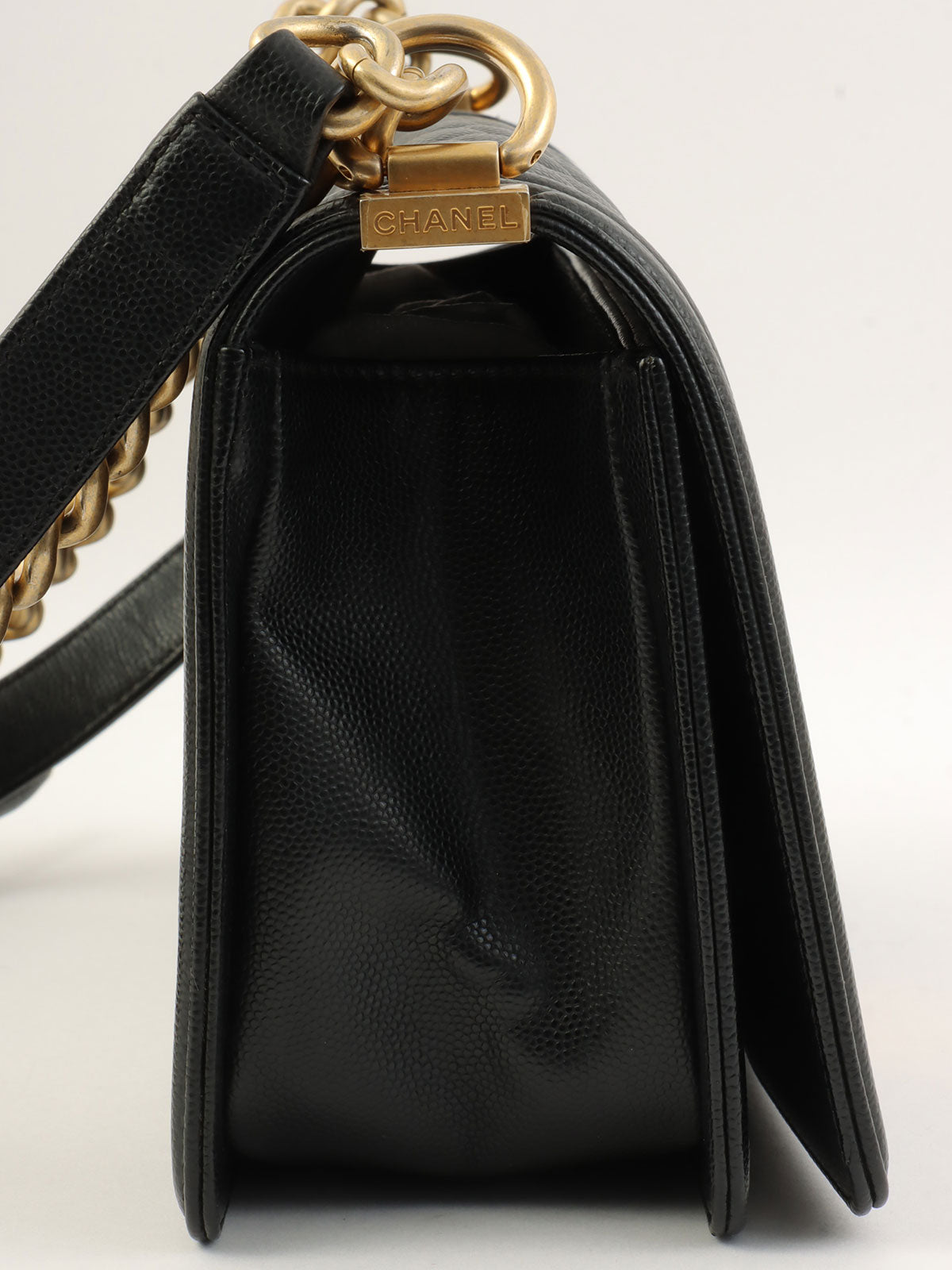 2003年頃製 キャビアスキンボーイシャネルチェーンショルダーバッグ ブラック