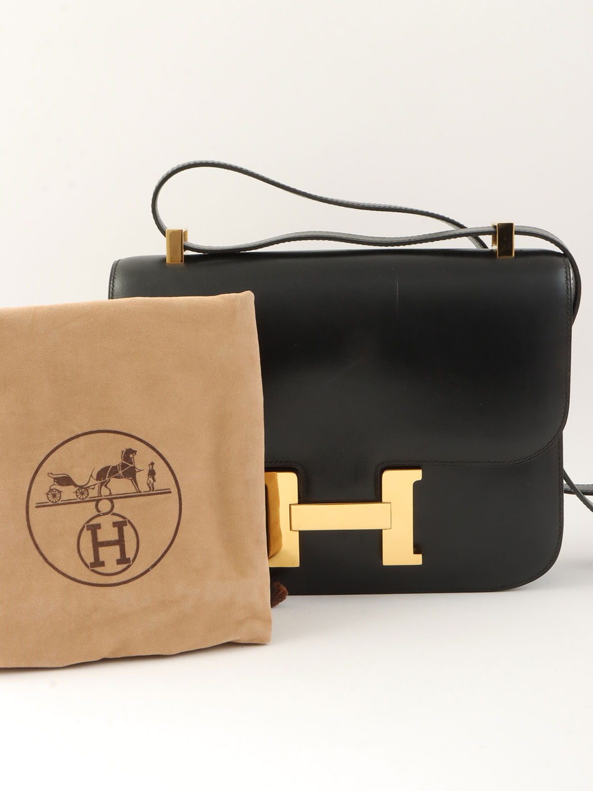 1997年康斯坦斯23黑色