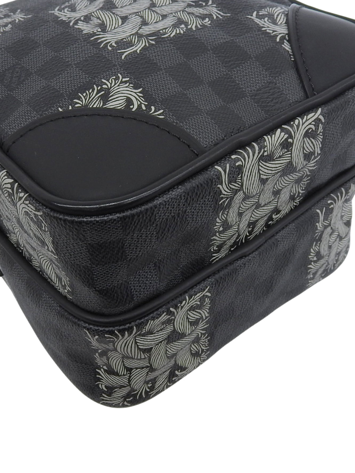 2015年製 キャンバスダミエアマゾンクリストファーネメス ノワール