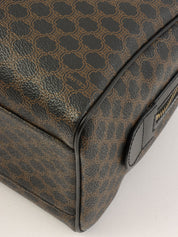 マカダムパターンロゴエンボスミニボストンバッグ ブラウン