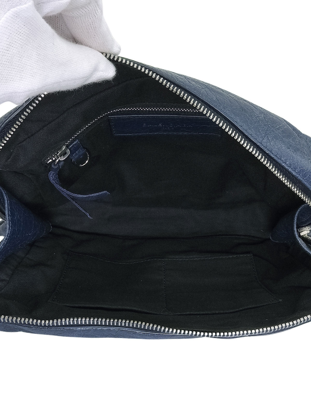 クラシックショルダーバッグ ネイビー