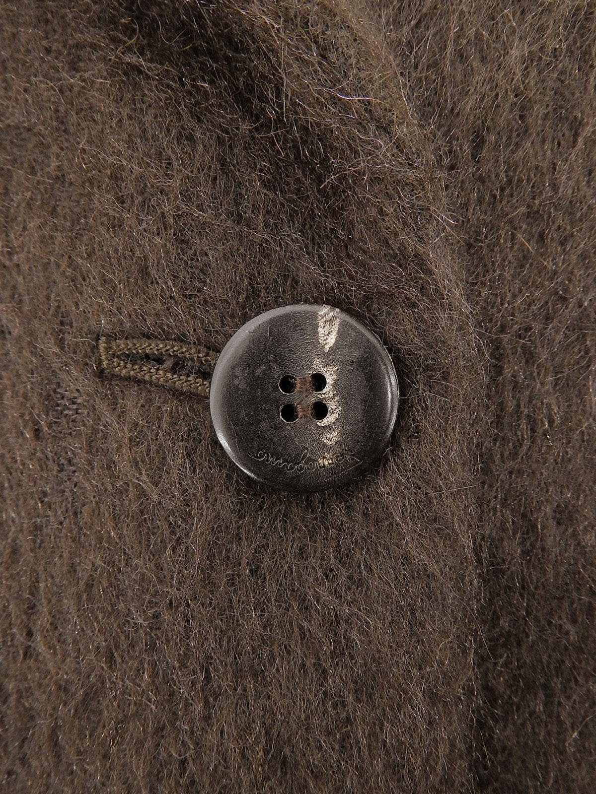 棕色马海毛外套