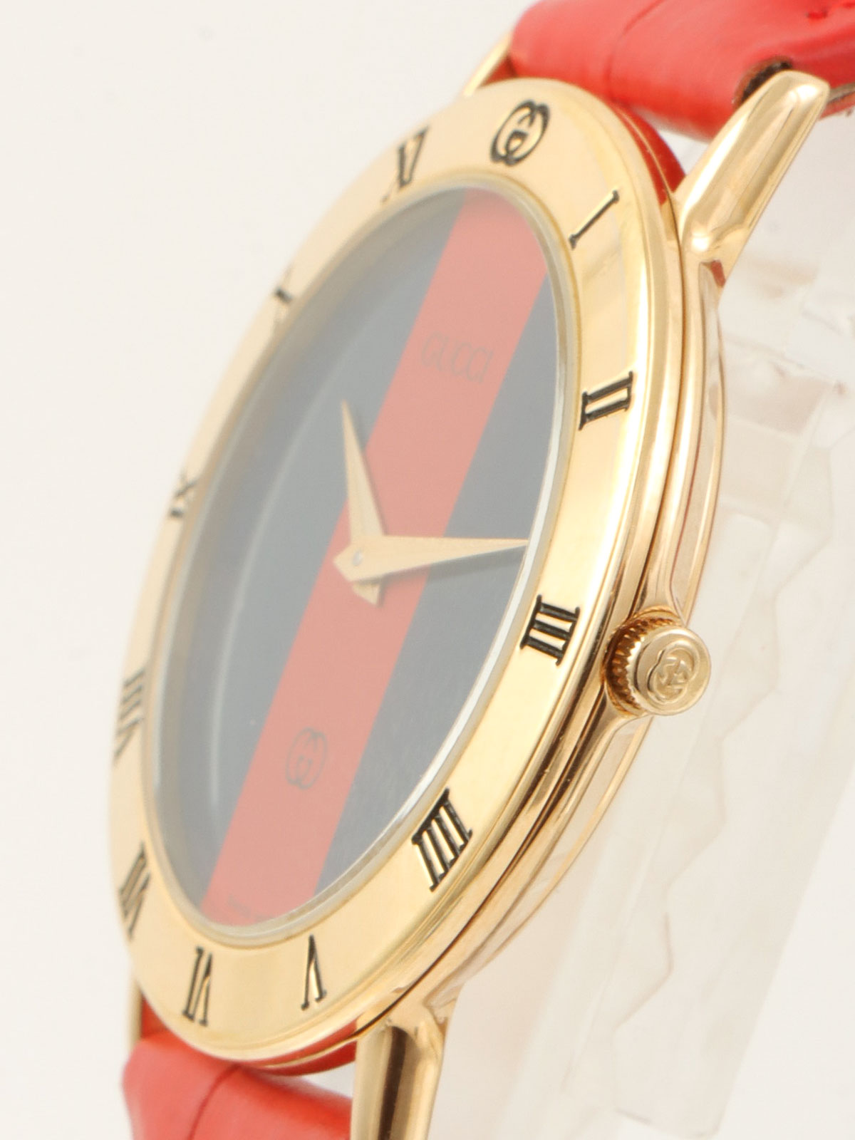 Shelly 圆形 Logo 表盘腕表 红色/金色