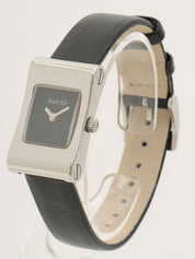 スクエアロゴフェイスウォッチ シルバー/ブラック