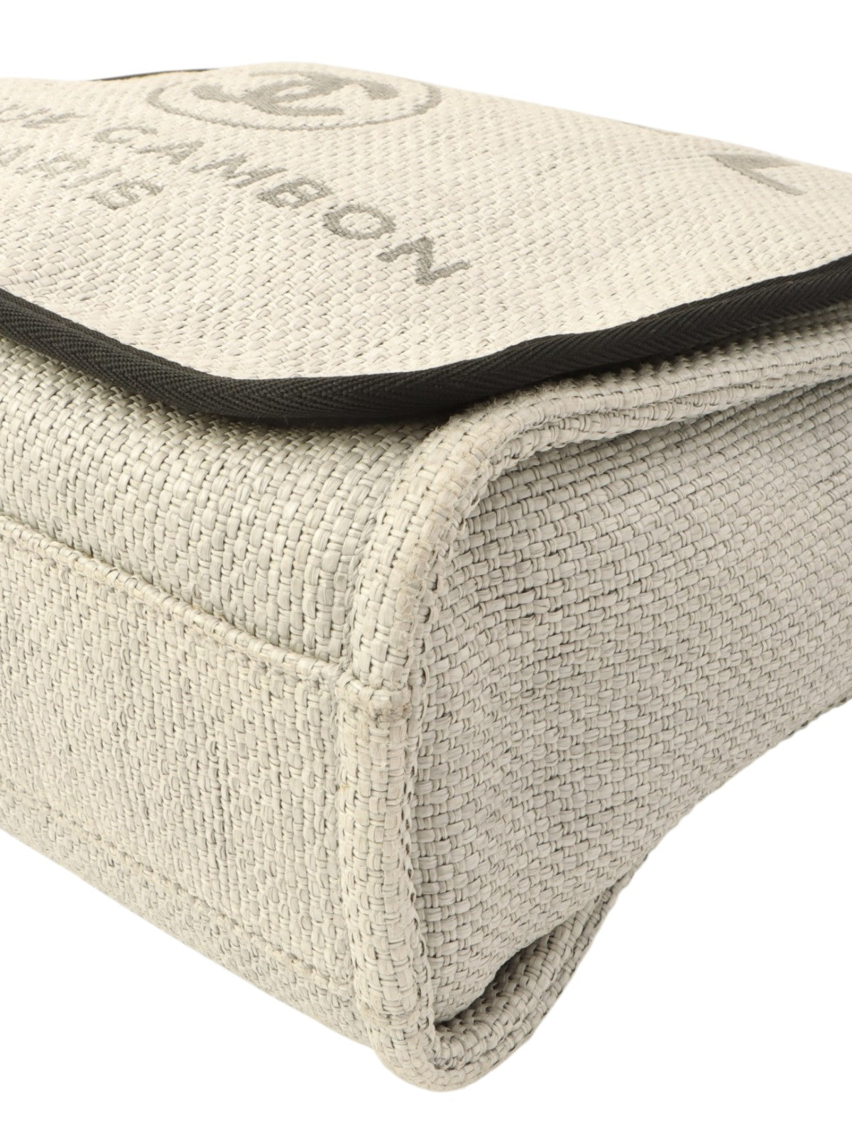 Made around 2015, Raffia Deauville Chain Shoulder Bag Light Gray/Black