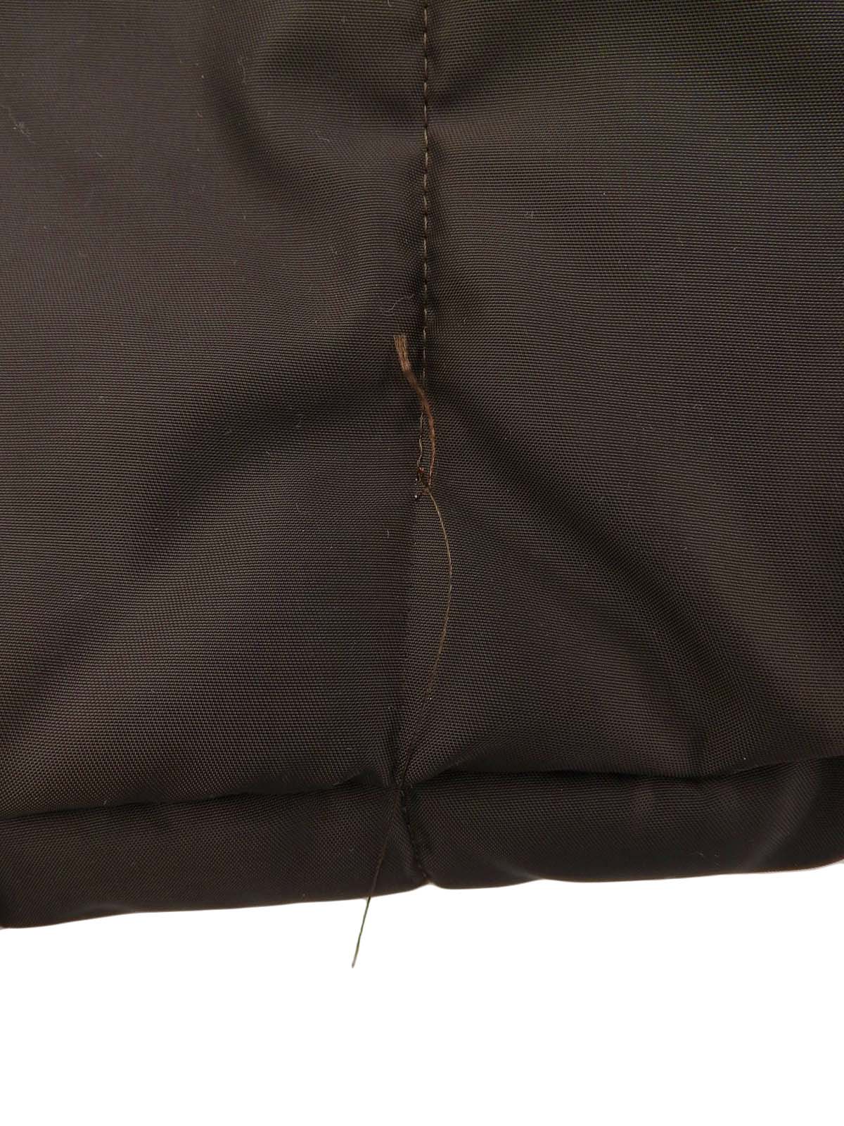 棕色logo纽扣夹克