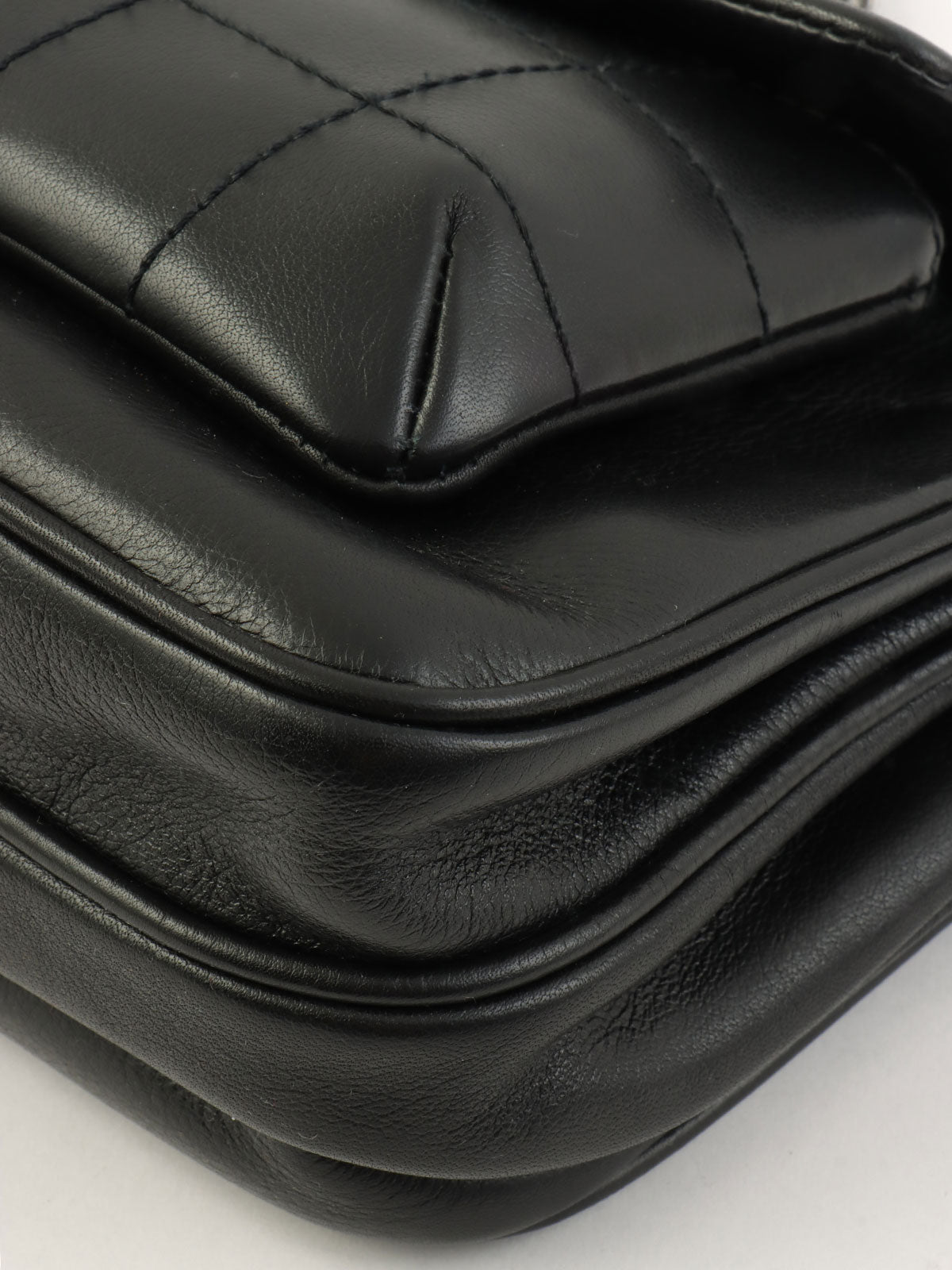 2003年頃製 チョコバー2.55ターンロックチェーンショルダーバッグ ブラック