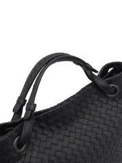 黑色编织手提包