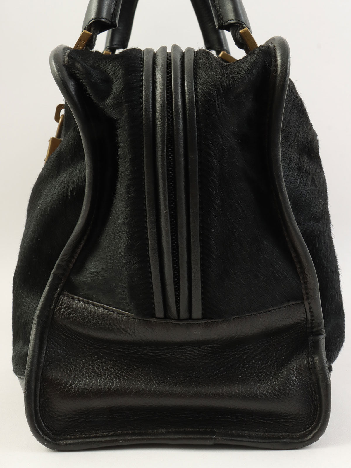 ハラコ アナグラムアマソナボストンバッグ ブラック